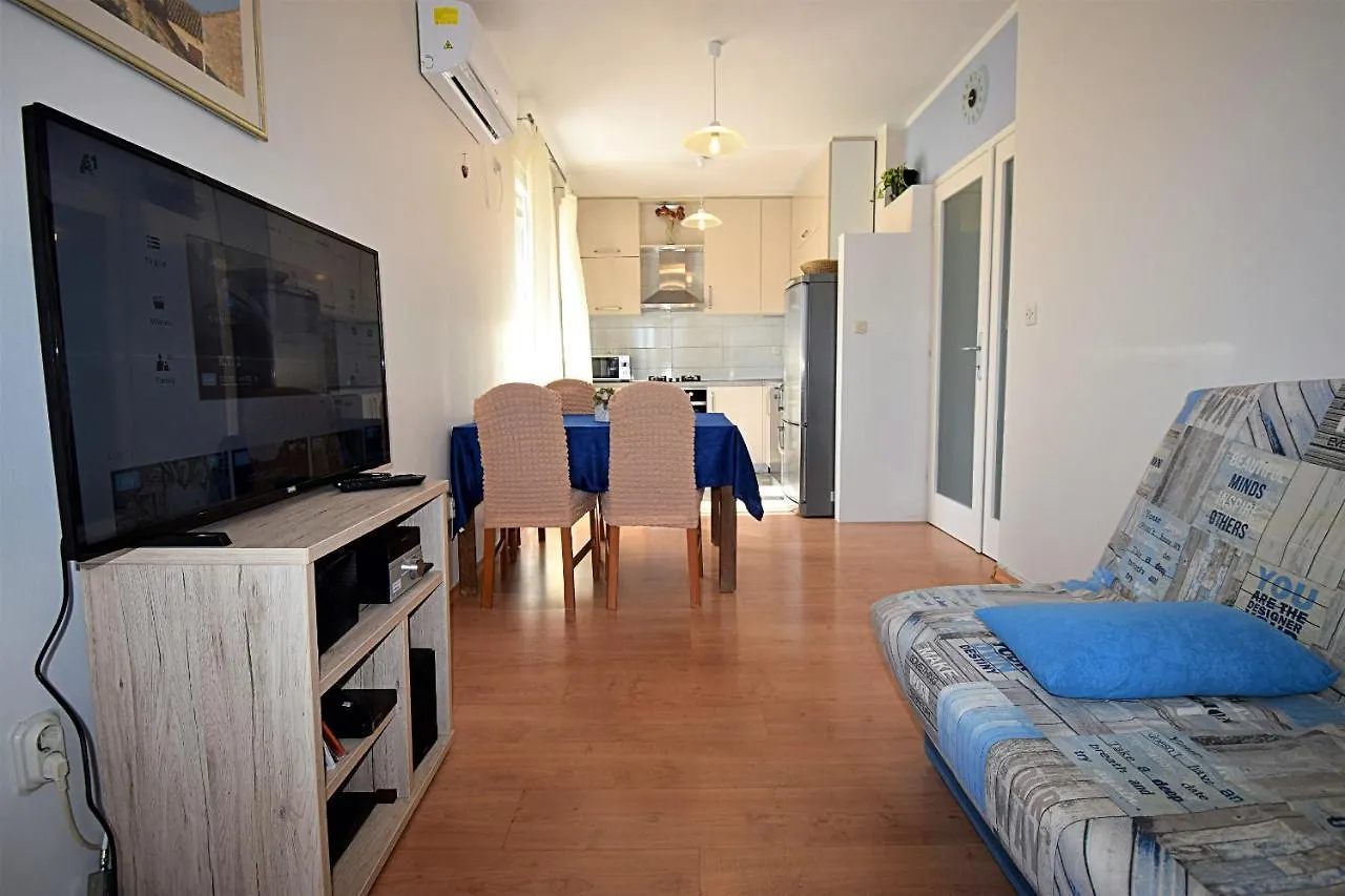 Apartment Corner Zara Croazia